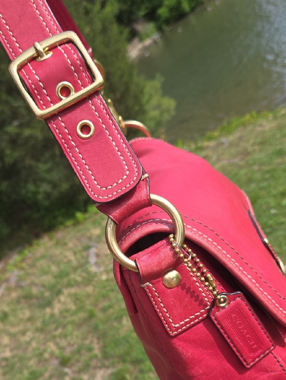 COACH Ali Turn-lock Shoulder Bag Raspberry 65th Anniversary Legacy Vintage Y2K - Picture 6 of 11